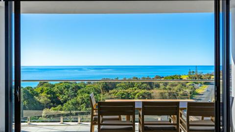 The Cove 802
