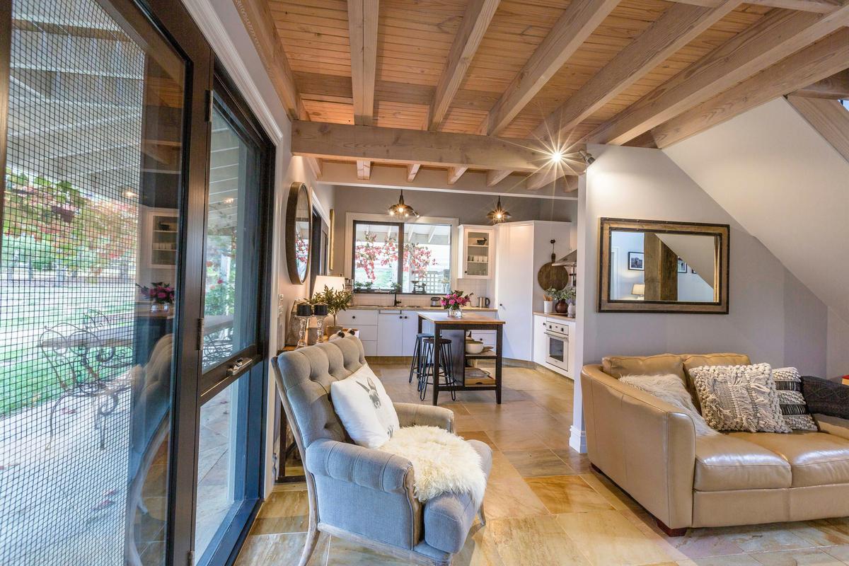 The Cottage lounge room