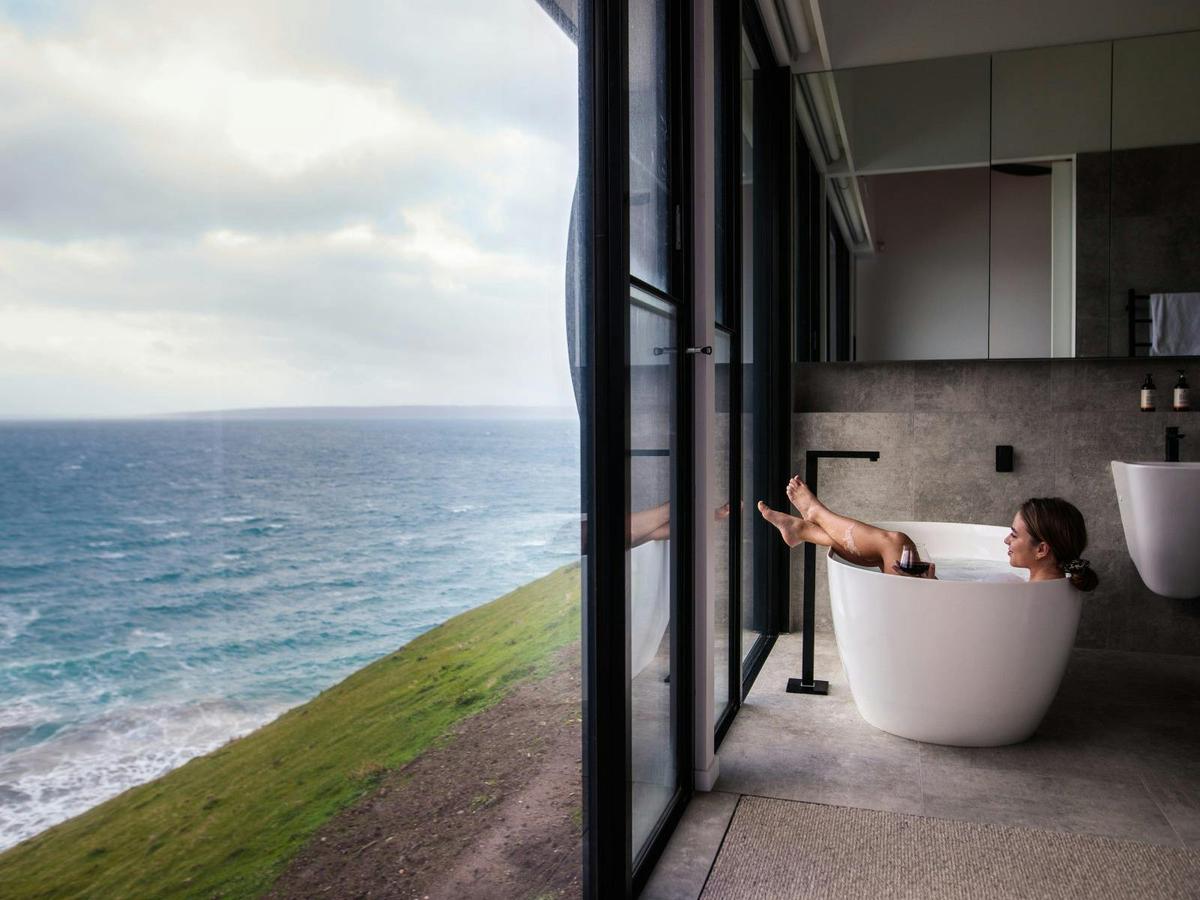 Deep Creek -  Naiko Retreat