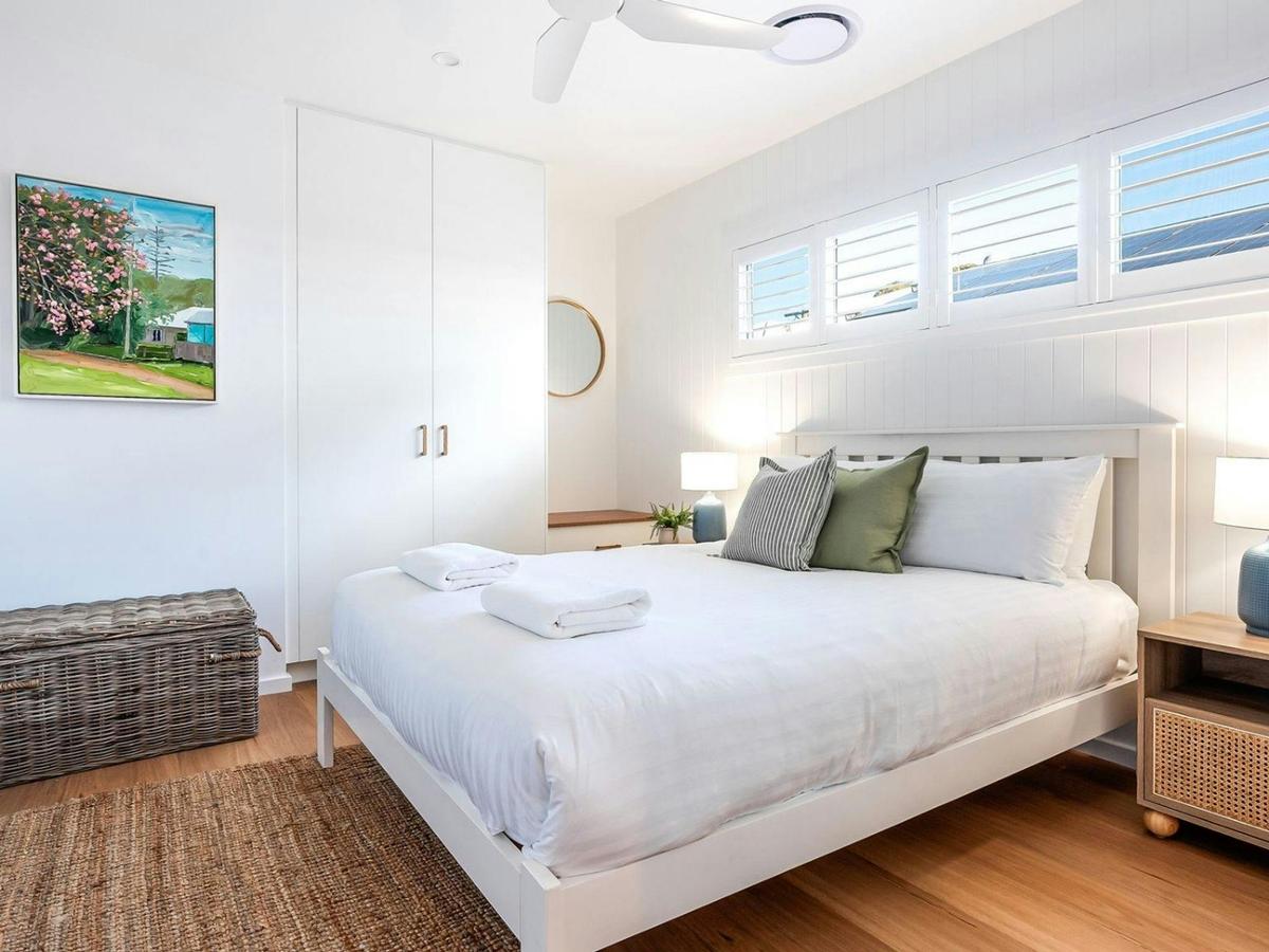 Bellaburra | Bedroom 2 | Queen bed | Air conditioning | Ceiling fan