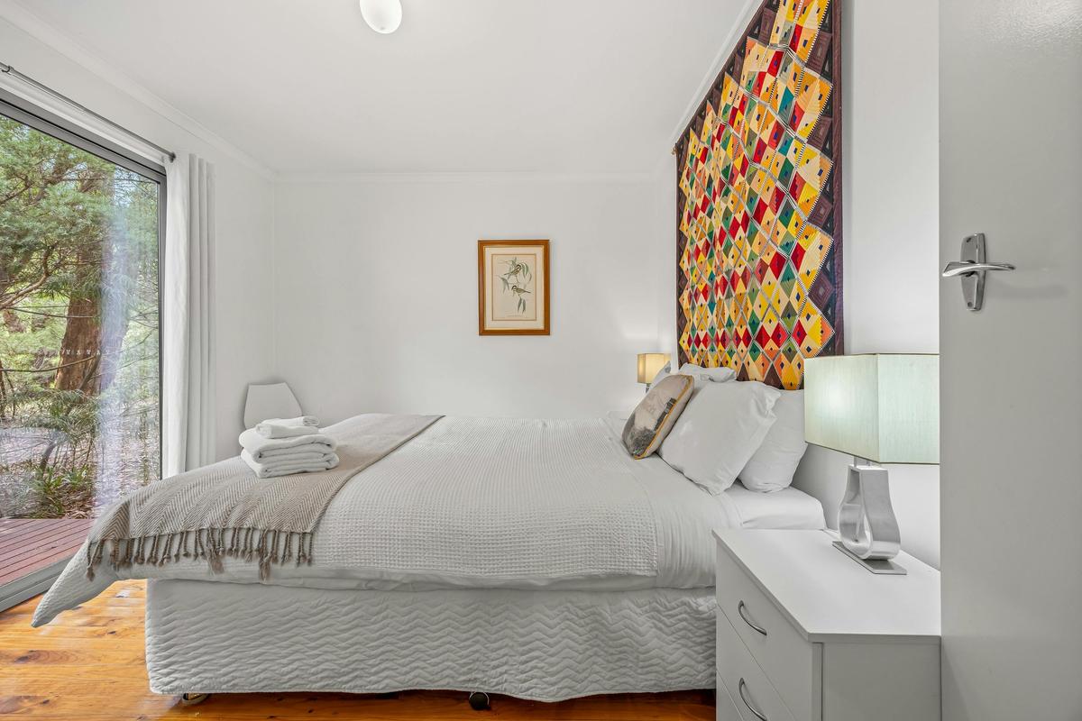 wattletree cottage Bed 1