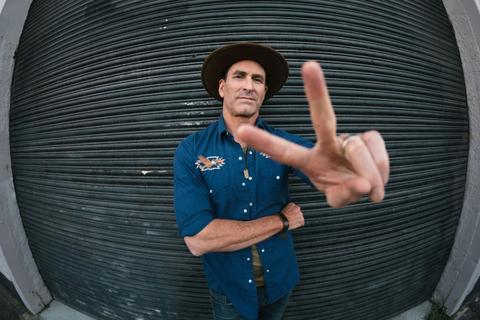 Pete Murray - Shaws Bay Hotel