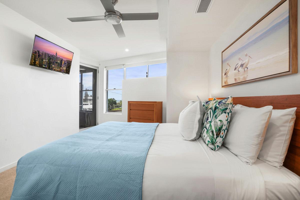 Bargara Holiday Rentals - Bargara - Beach House at The View