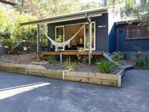 Boathouse 1 by Experience Jervis Bay