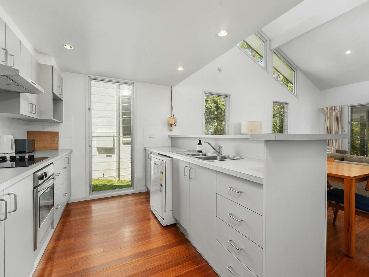 Boathouse 2 by Experience Jervis Bay