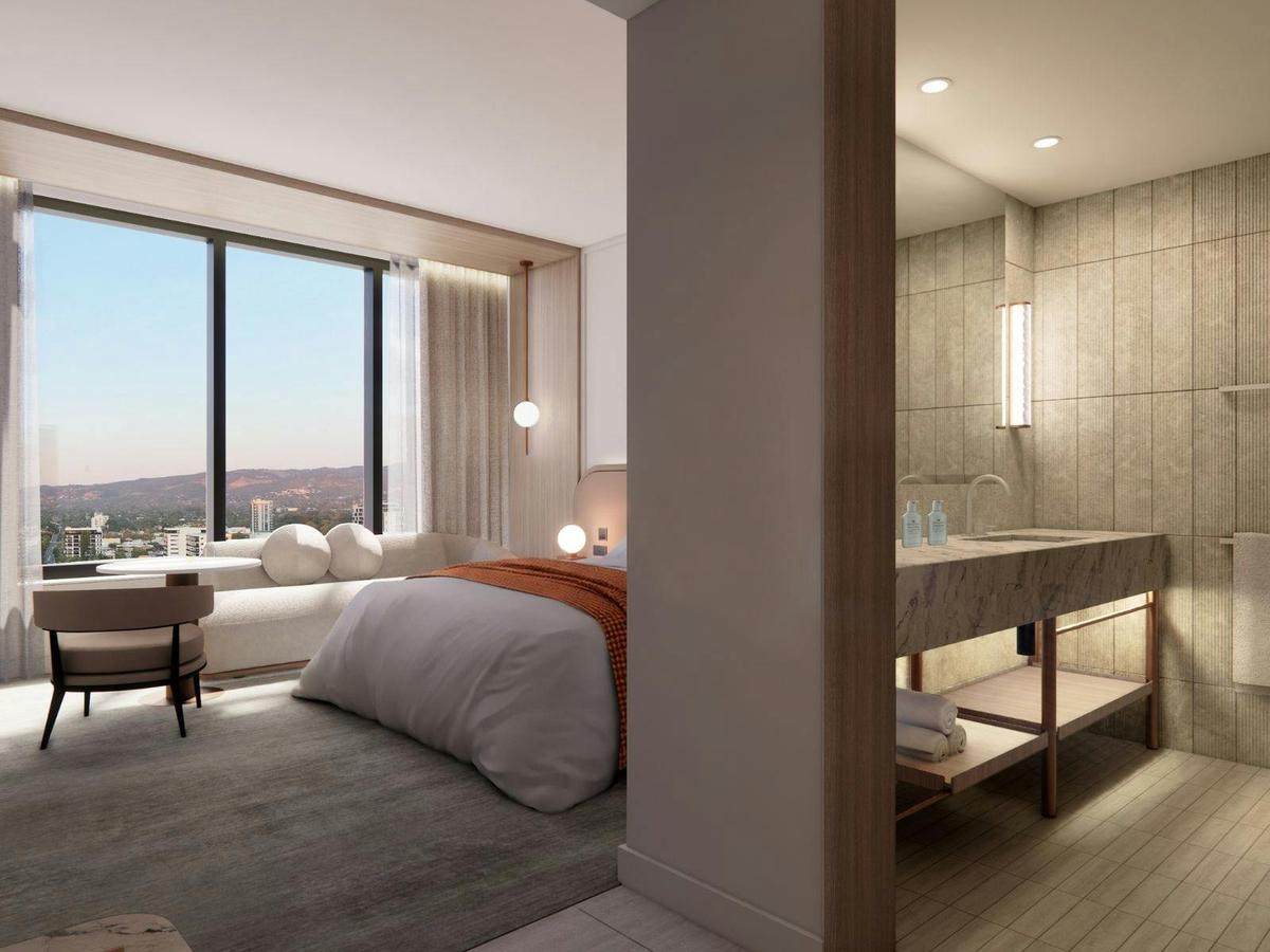 Hills King Room