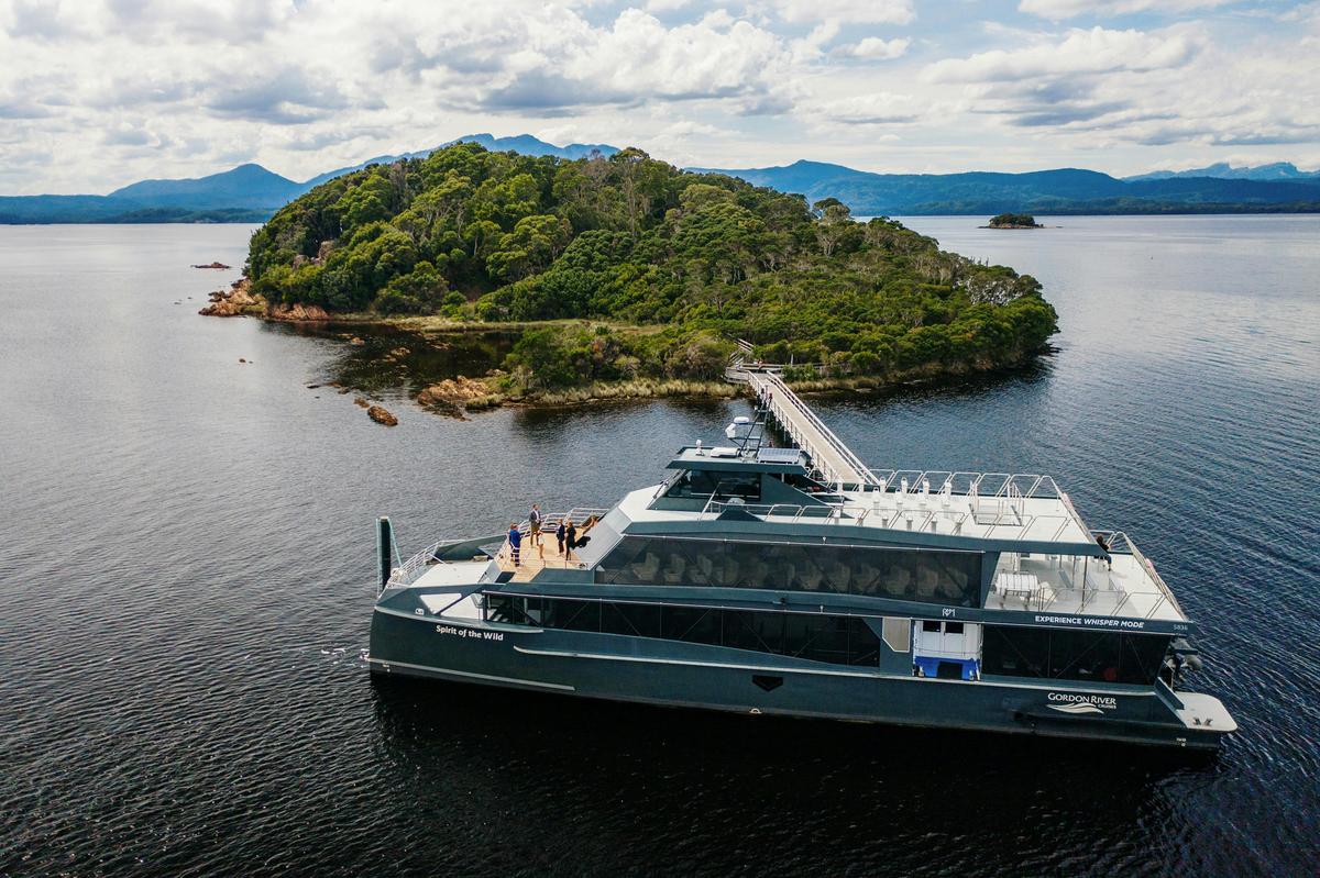 12 night Premium Tasmania Self Drive Holiday