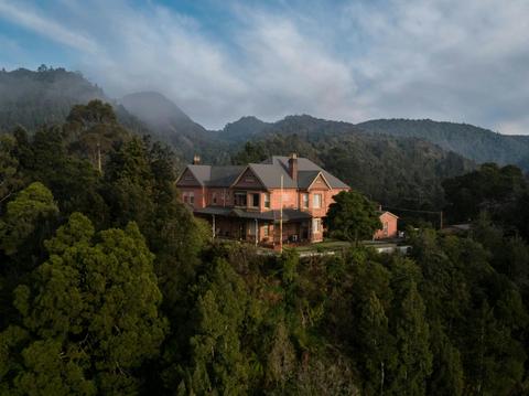 12 night Bed and Breakfast Self Drive Holiday