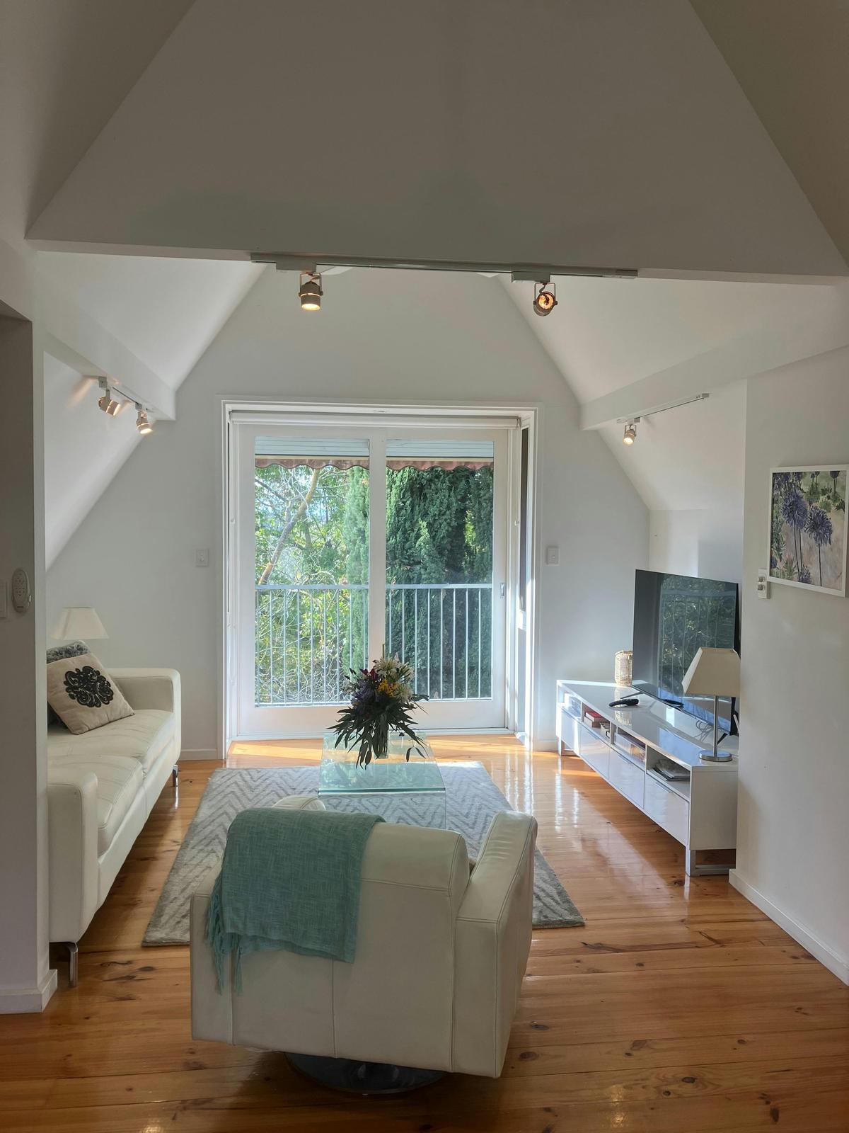 lounge room