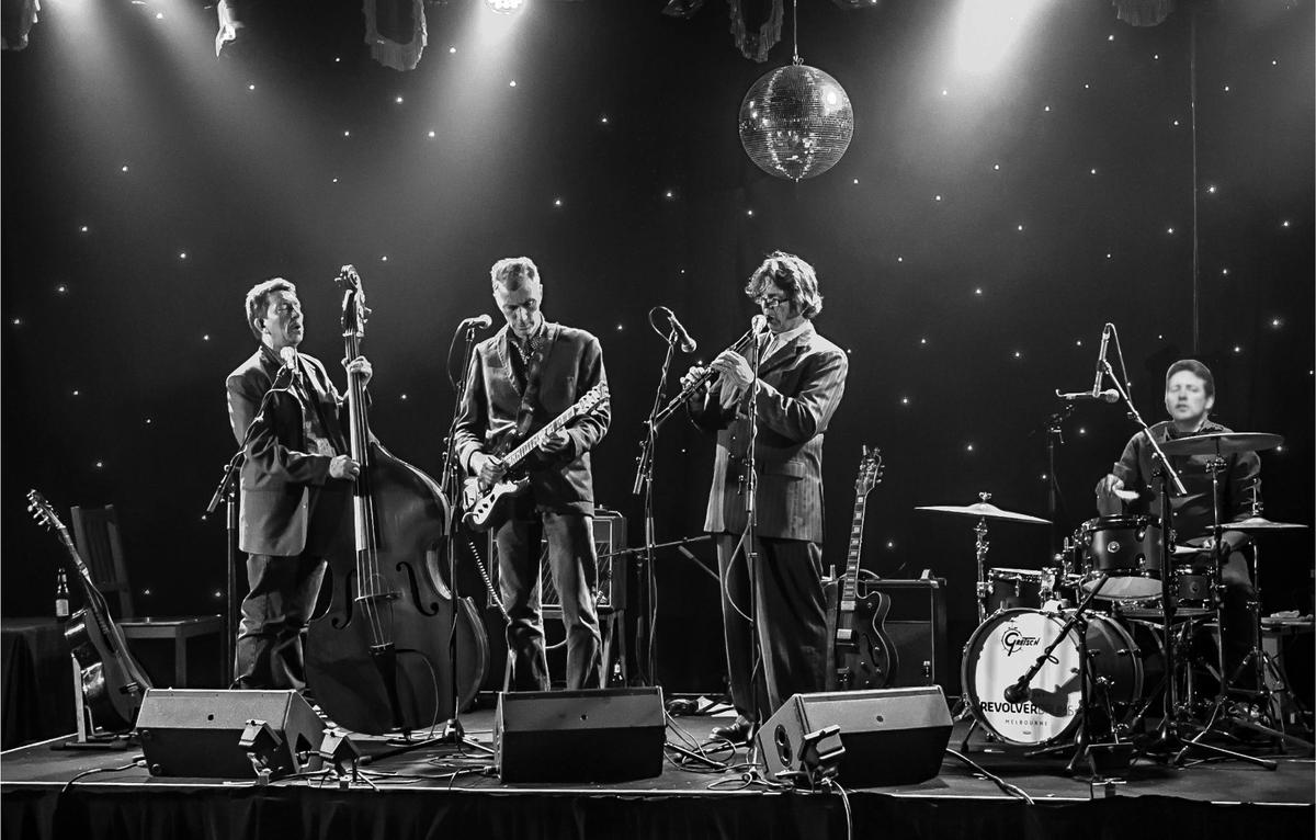 The Gadflys live at Headland