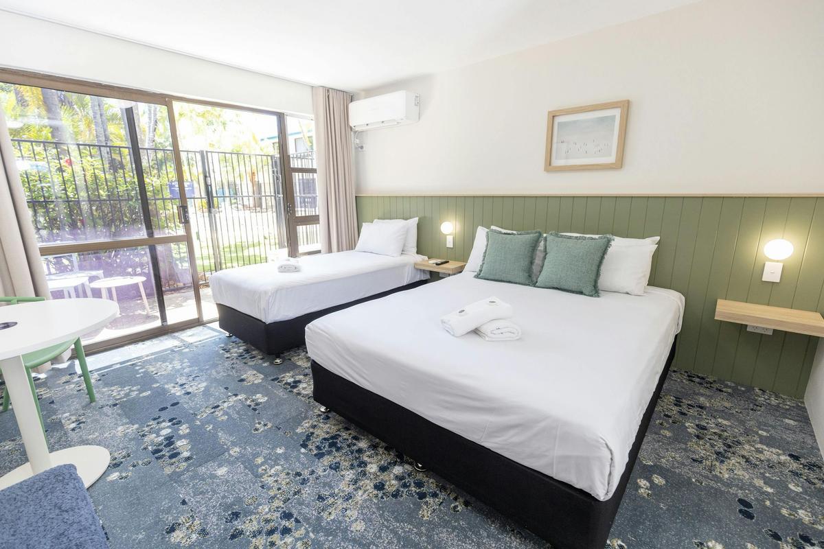 Currimundi Hotel Motel