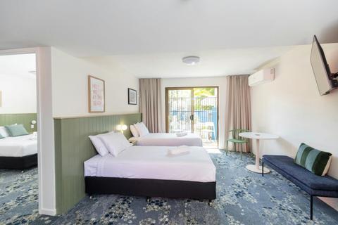 Currimundi Hotel Motel