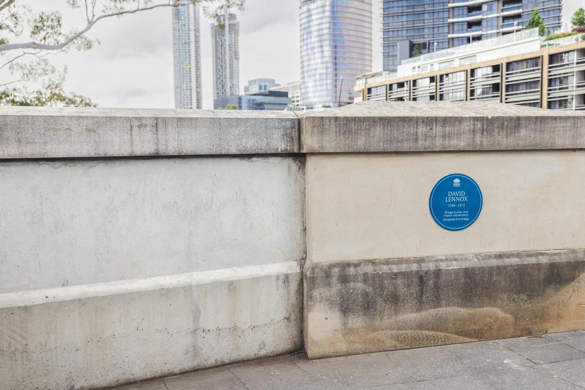 Lennox Bridge Blue Plaque