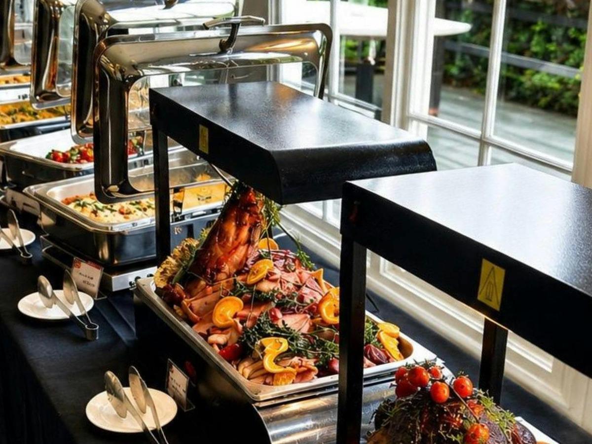 Christmas Day Lunch at Bella Char Restaurant & Wine Bar