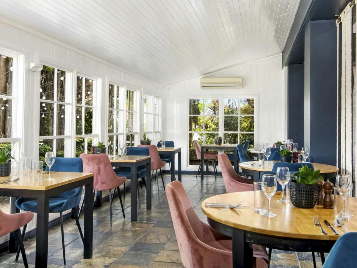 Christmas Day Lunch at Bella Char Restaurant & Wine Bar