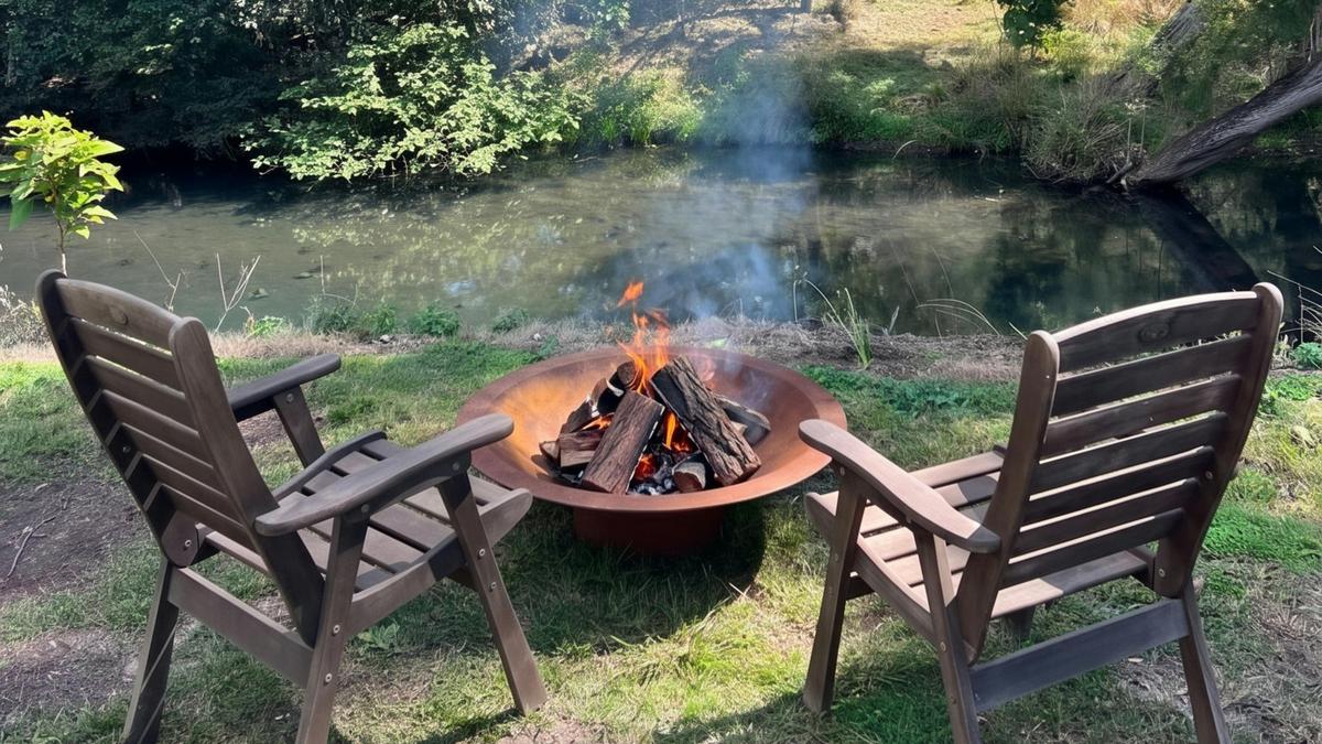 Off-grid Tiny Home on the Creek