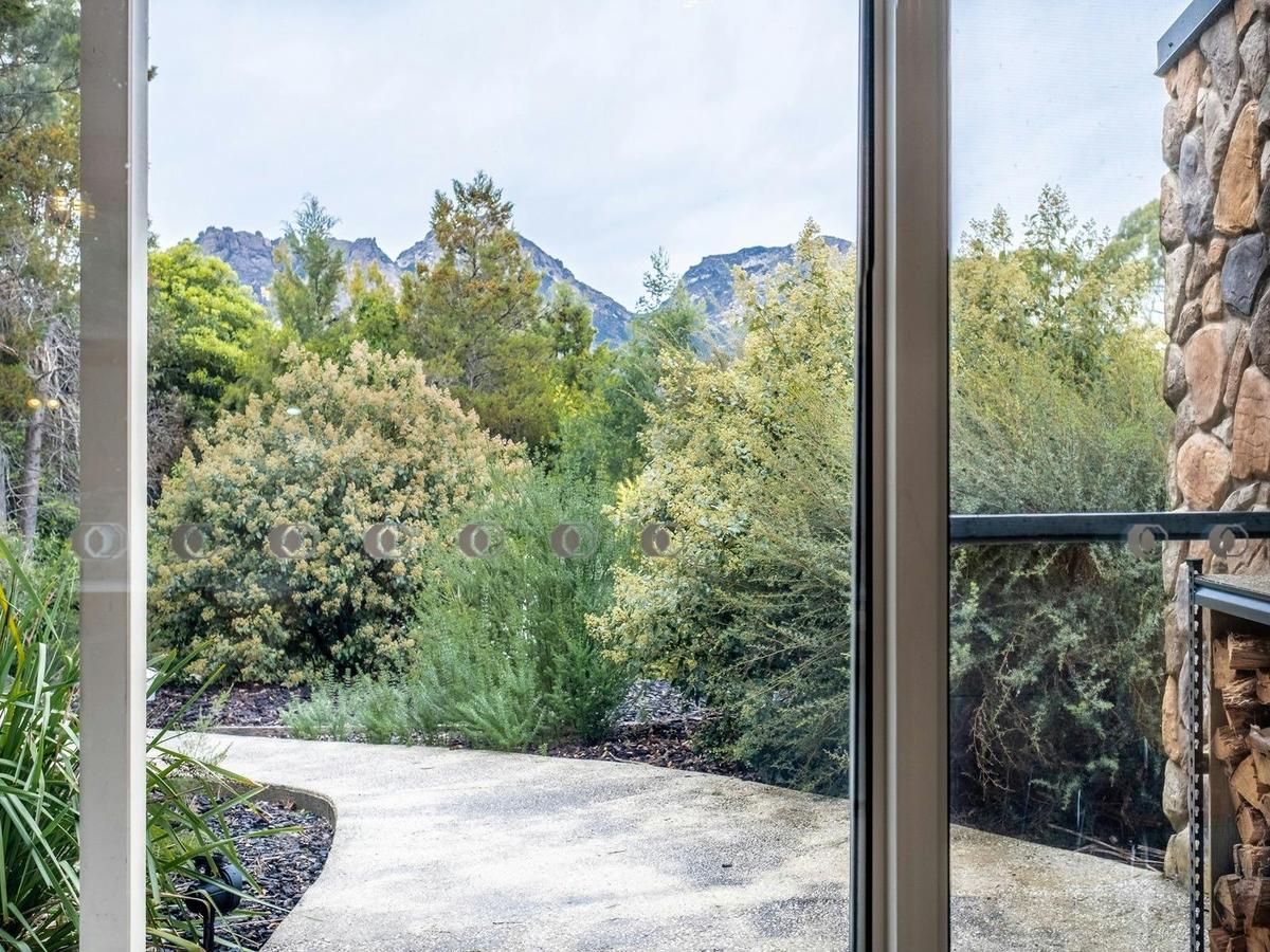 Freycinet Stone Studio 6