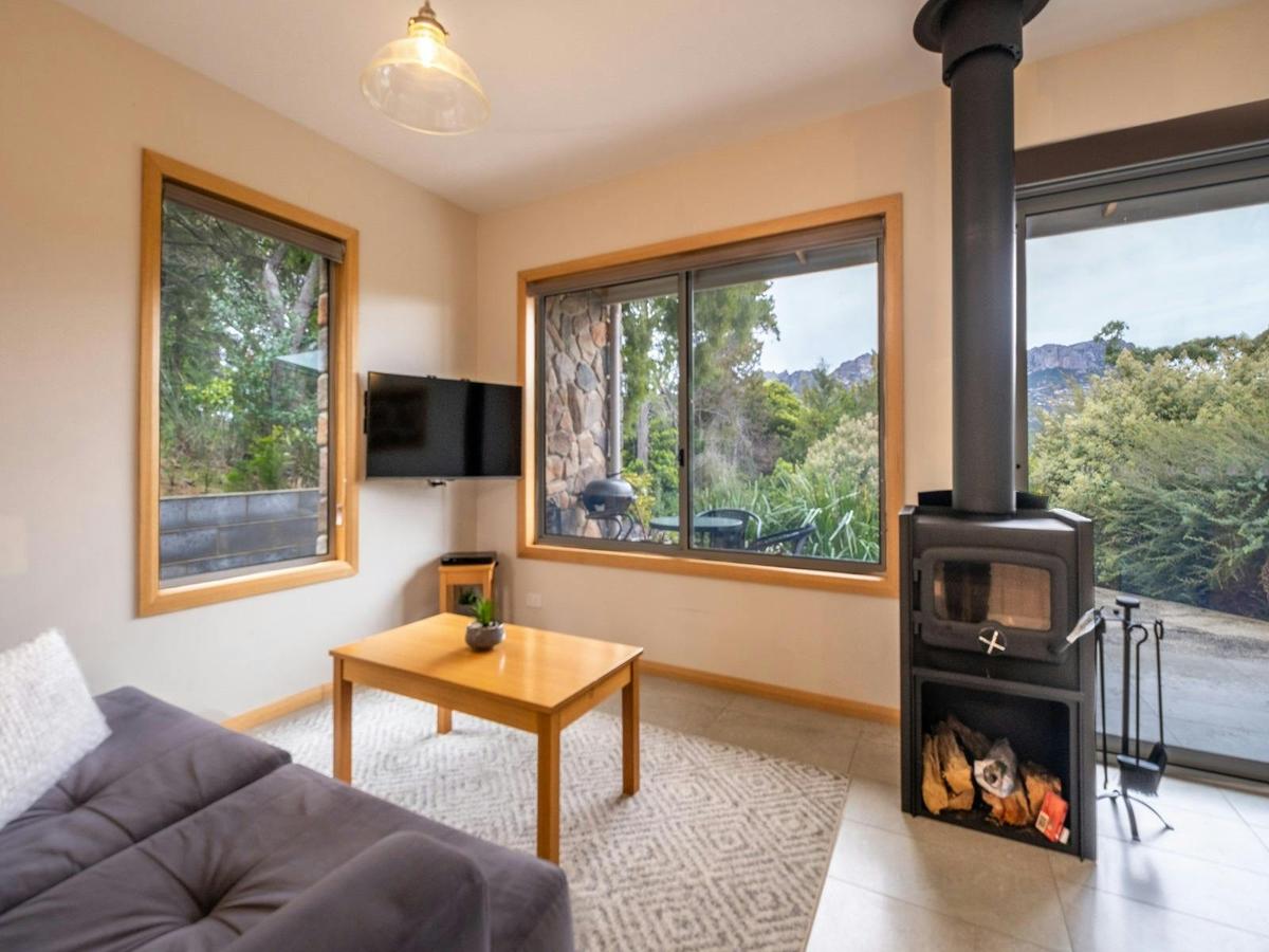 Freycinet Stone Studio 6