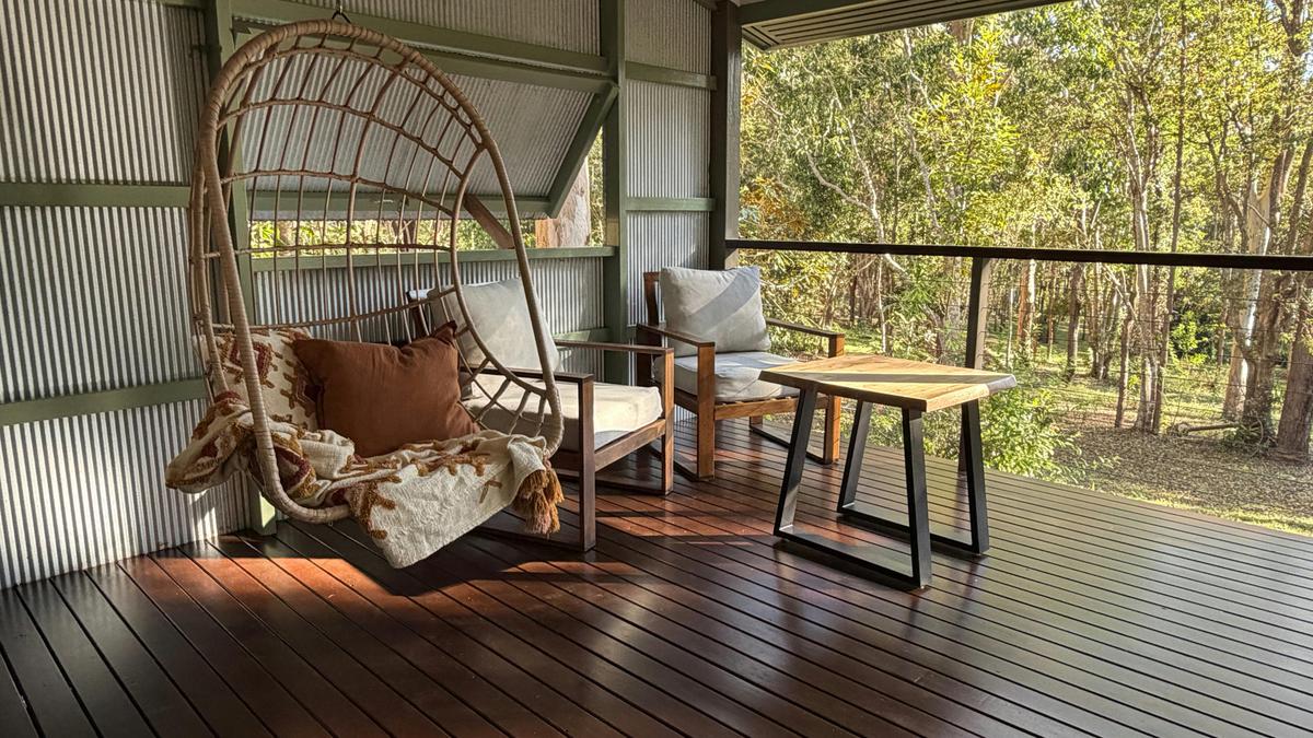 Palmerston Deck with swing