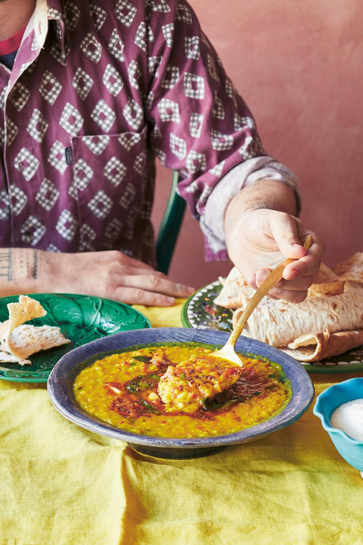 Dahl and naan at Parwana