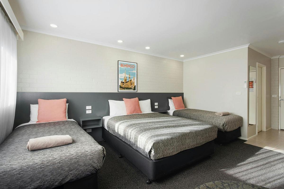 Family Room Sleeps 4