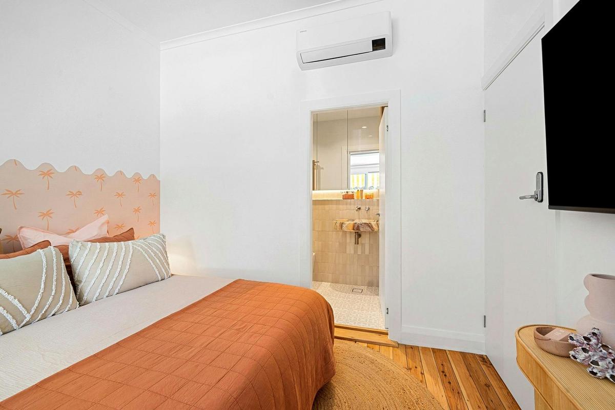 Bondi Beach Queen Studio Apartment
