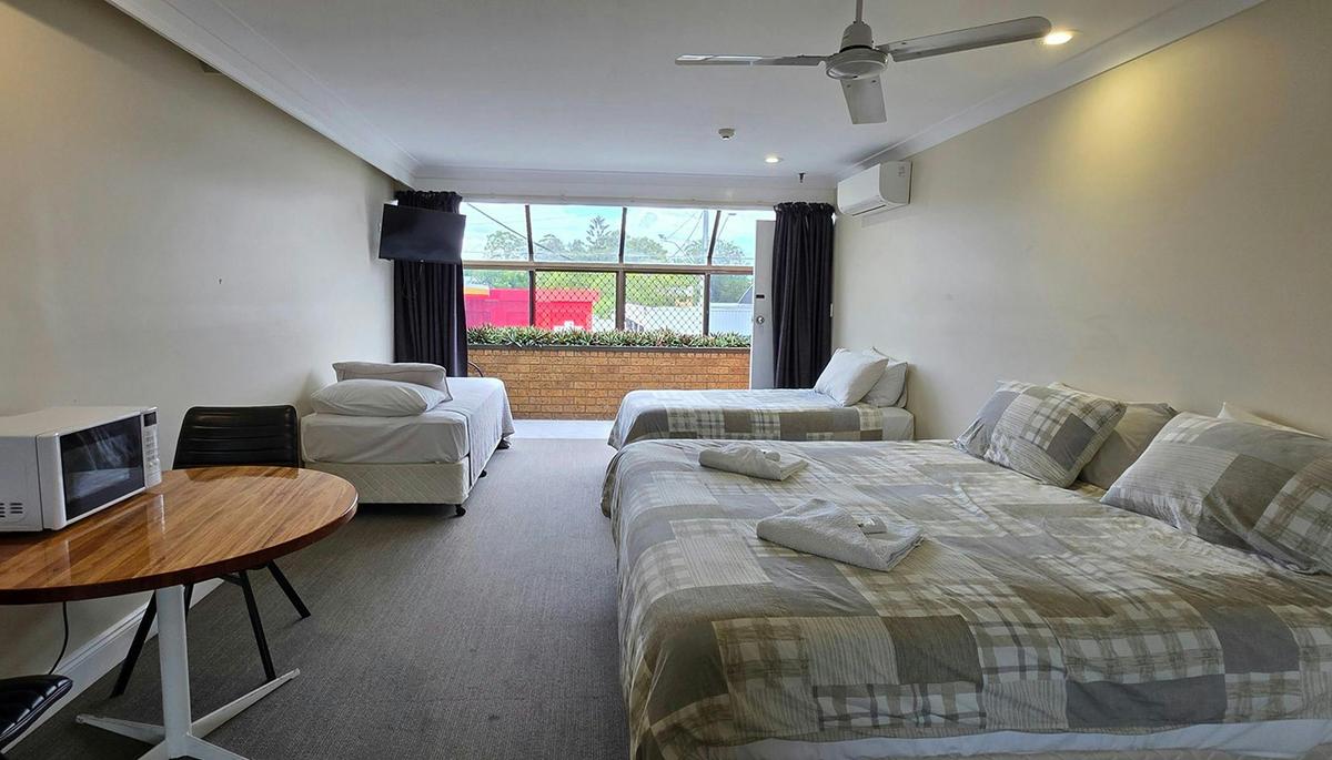 Sisleys Motel