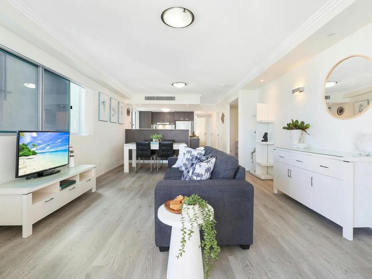 Bargara Holiday Rentals - Bargara - Dwell at 40