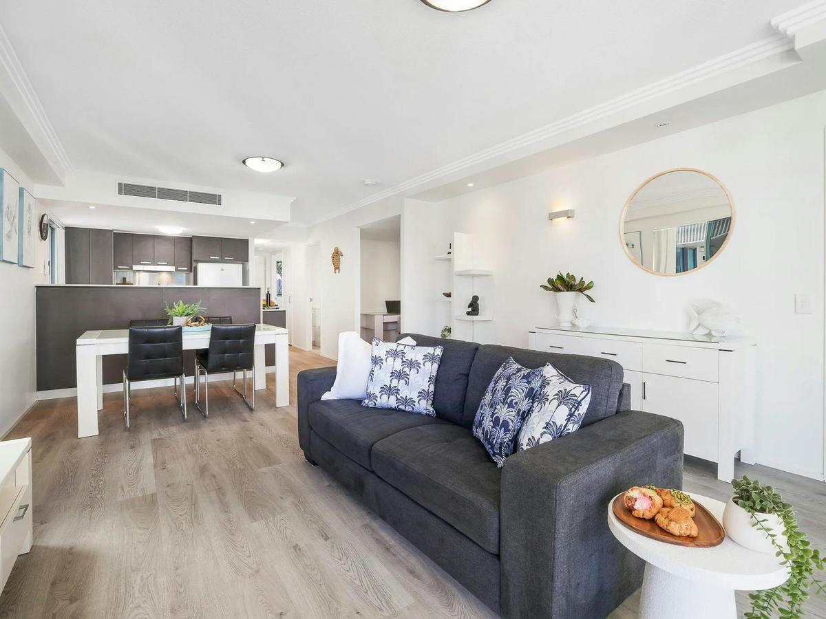 Bargara Holiday Rentals - Bargara - Dwell at 40