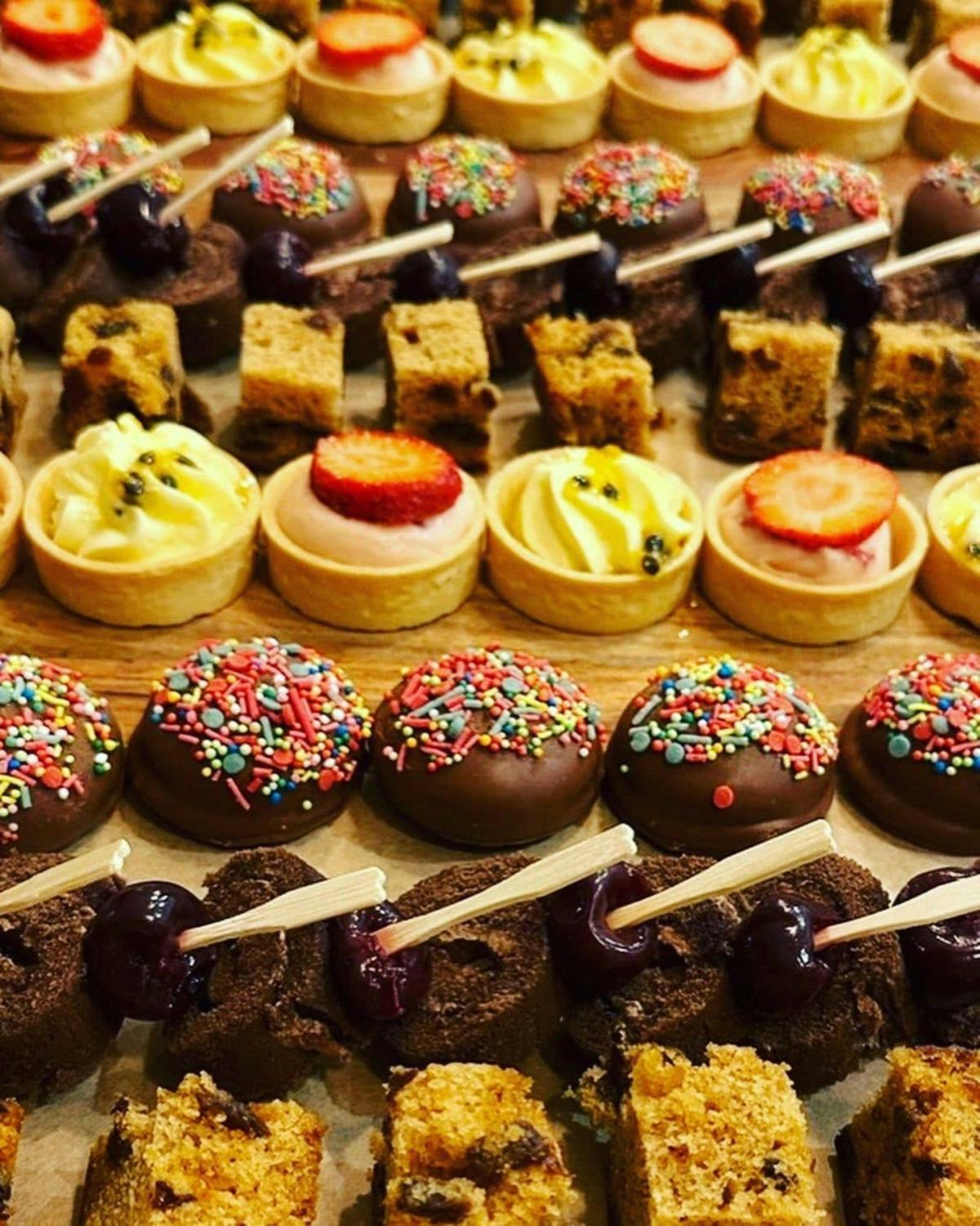Somerset Dam General Store - Catering - Sweets platter