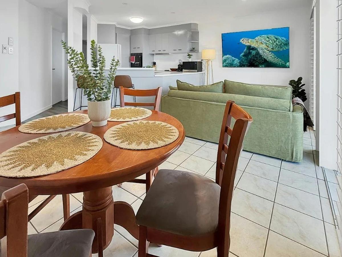 Bargara Holiday Rentals - Bargara - Blue Horizon