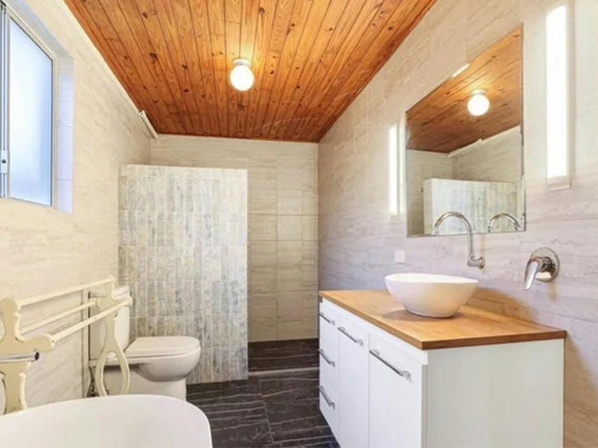 Bargara Holiday Rentals - Bargara - Driftwood