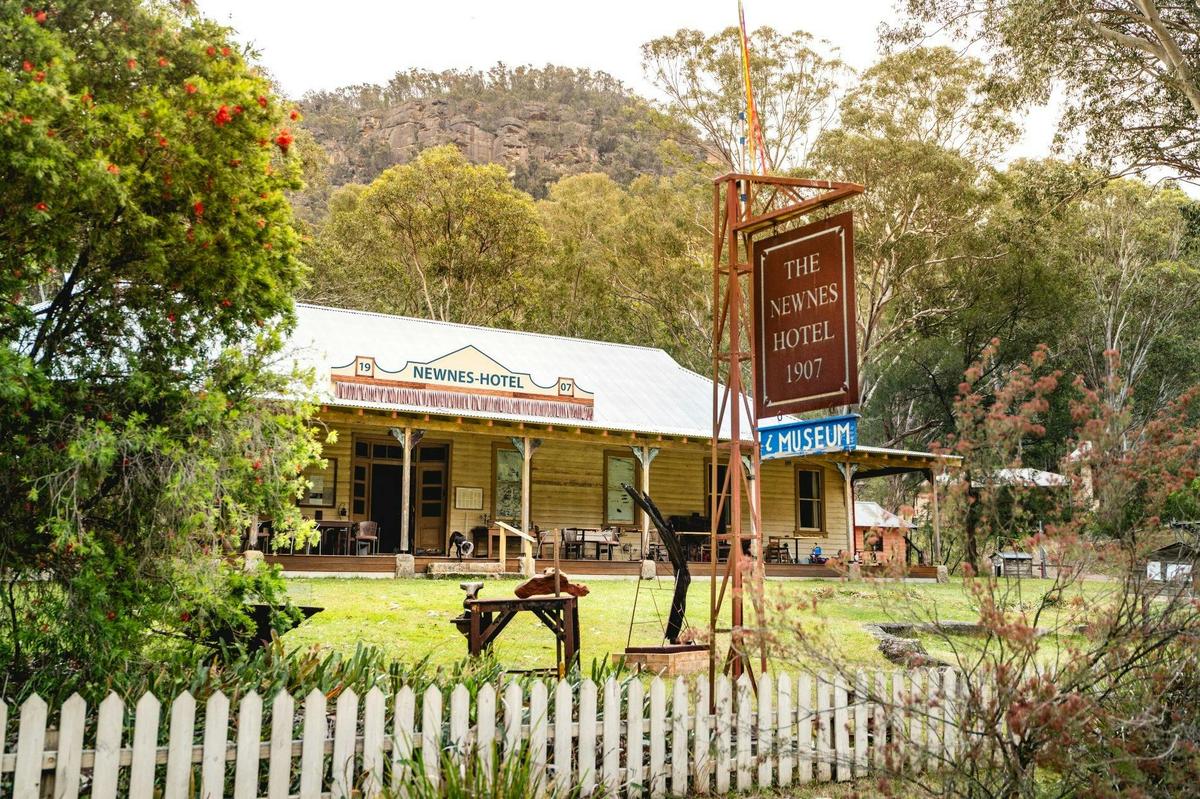 Newnes Hotel