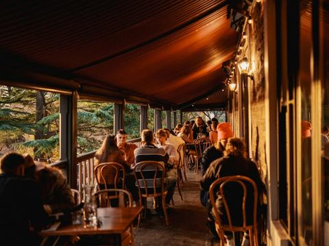 The Scenic Hotel: Gateway to the Adelaide Hills