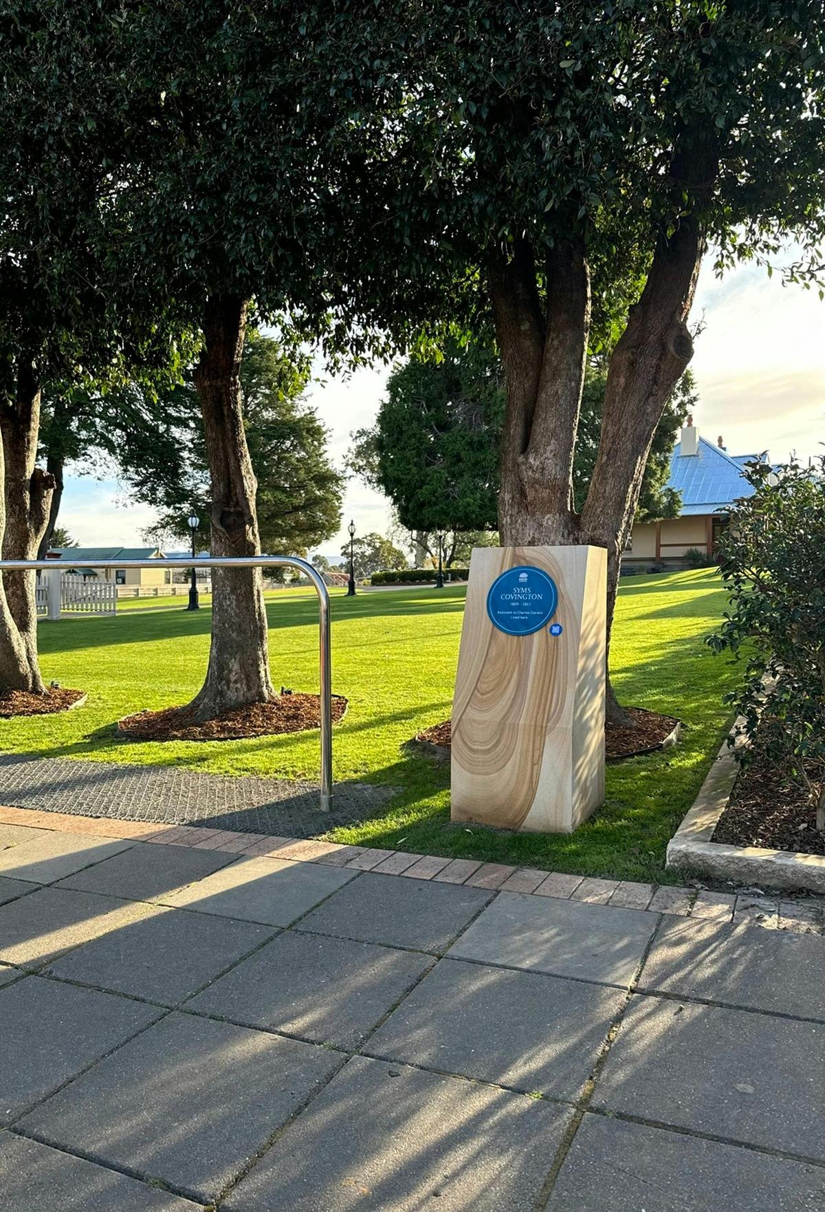 Covington blue plaque in Pambula
