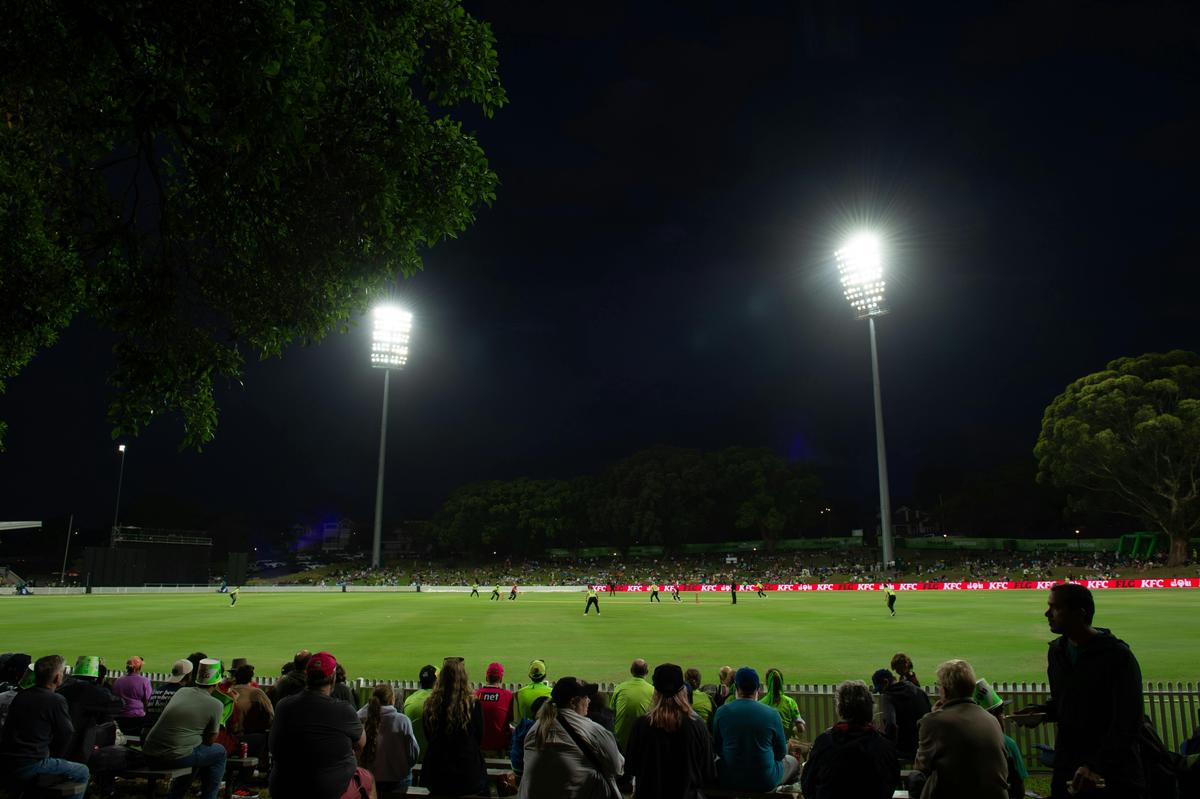 WBBL: Thunder v Stars
