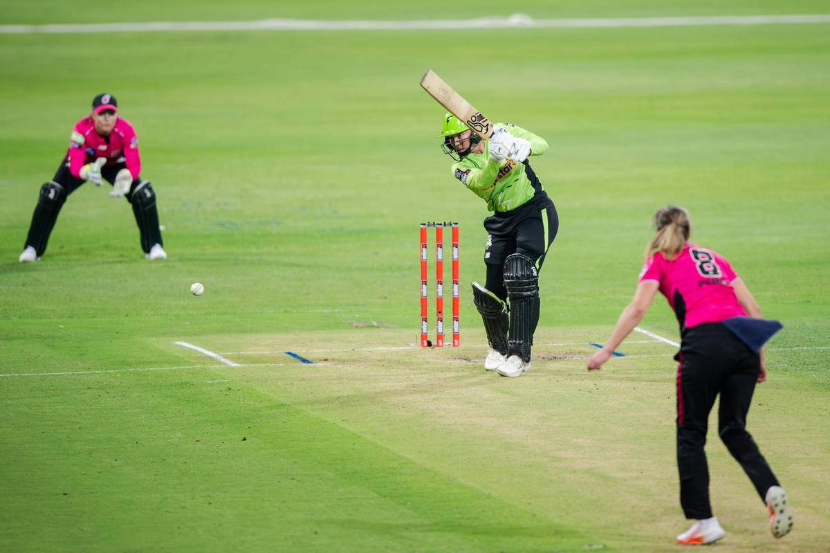 WBBL: Thunder v Sixers