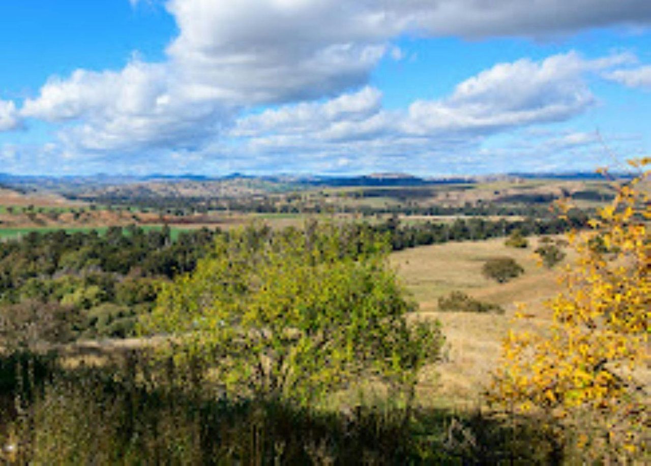 Scenic views from Jugiong Lookout