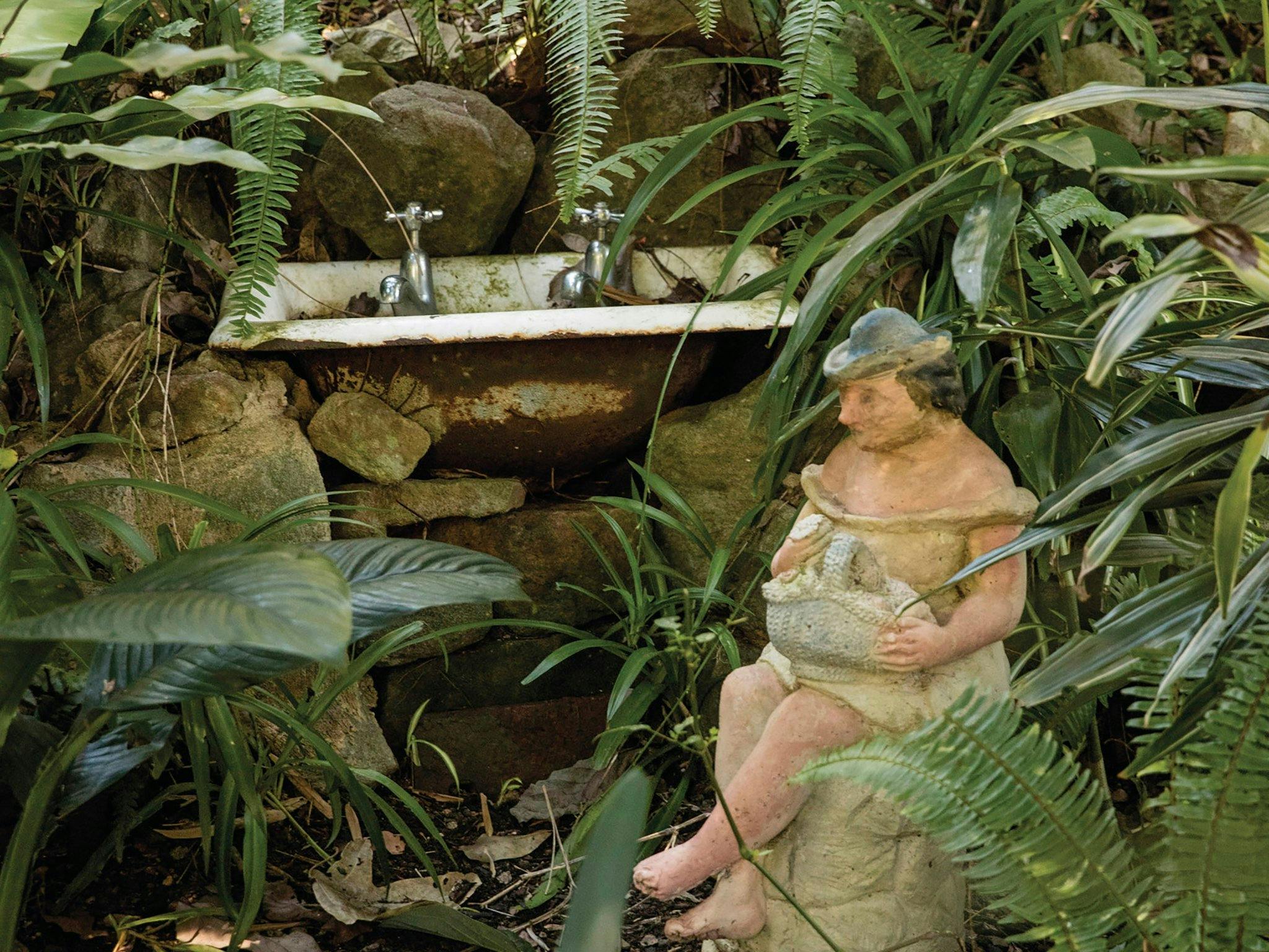 Wendy Whiteley's Secret Garden, Lavender Bay