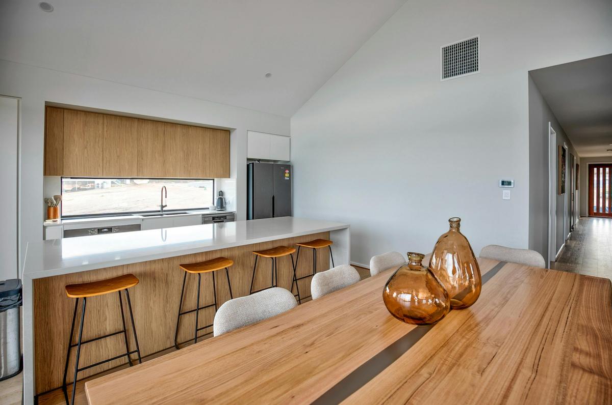 stunning kitchen area