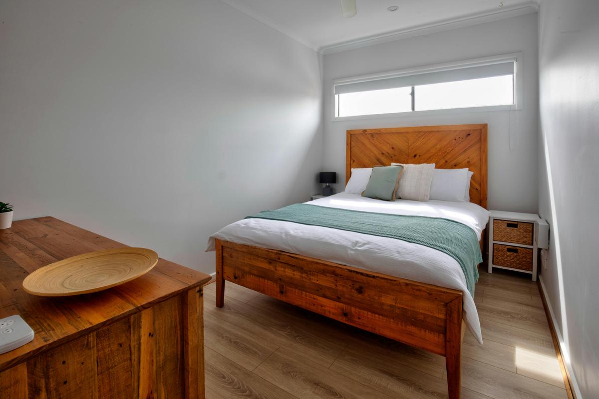 well apponted bedroom