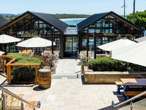 Disco Bottomless Brunch Huskisson Hotel