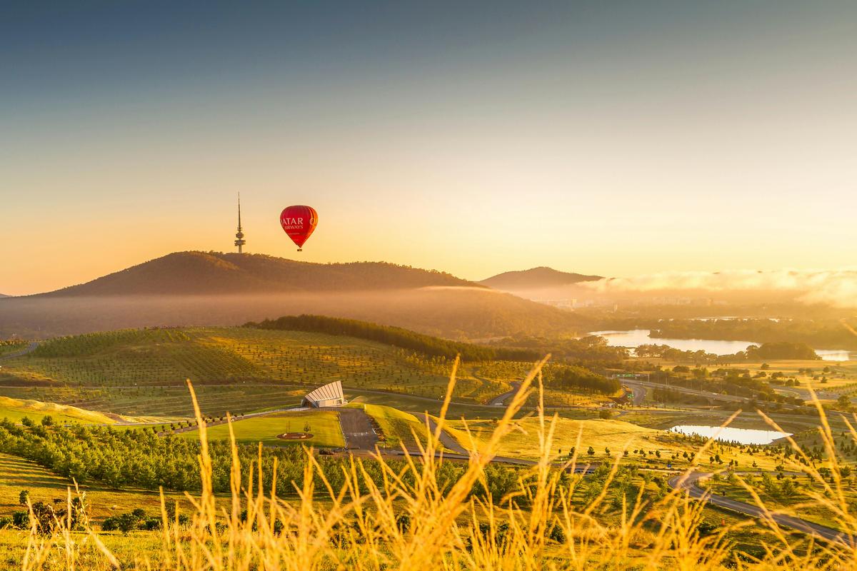 Hot Air balloon - National Arboretum Canberra