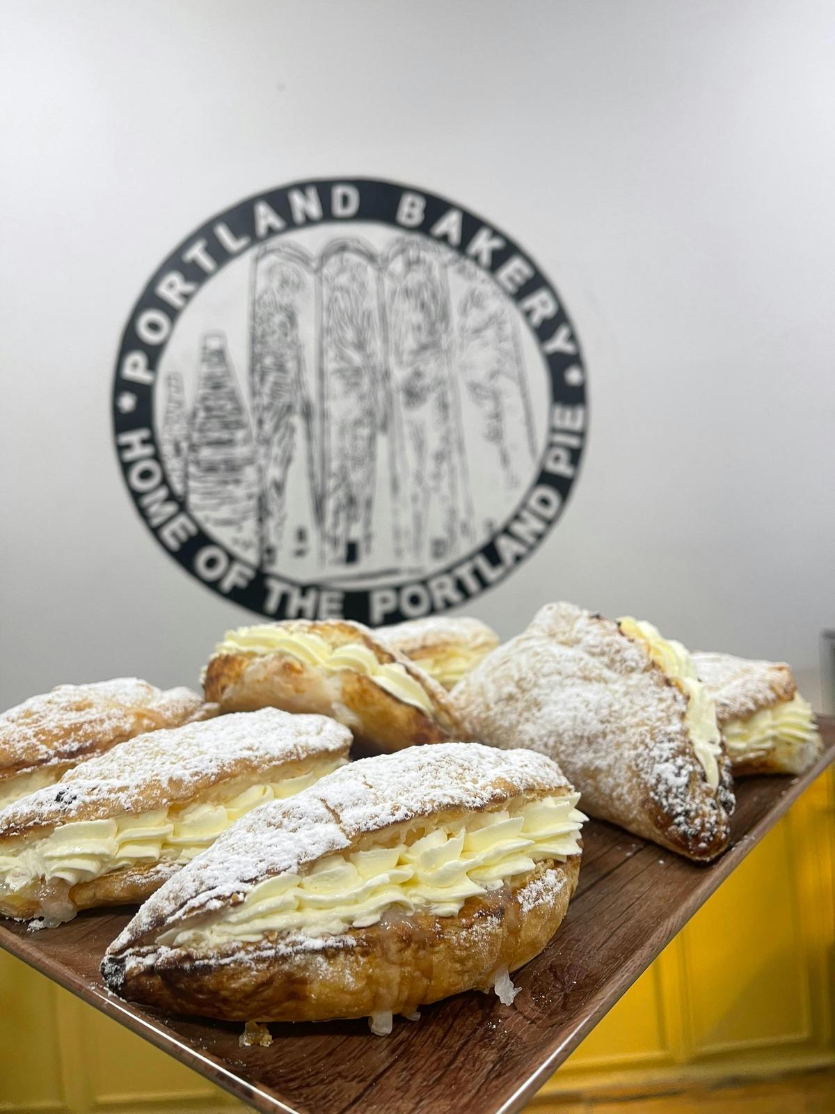 Fresh Cream Apple Turnovers