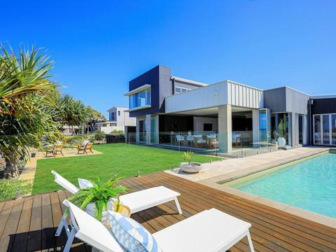 Bargara Holiday Rentals - Bargara - Riva