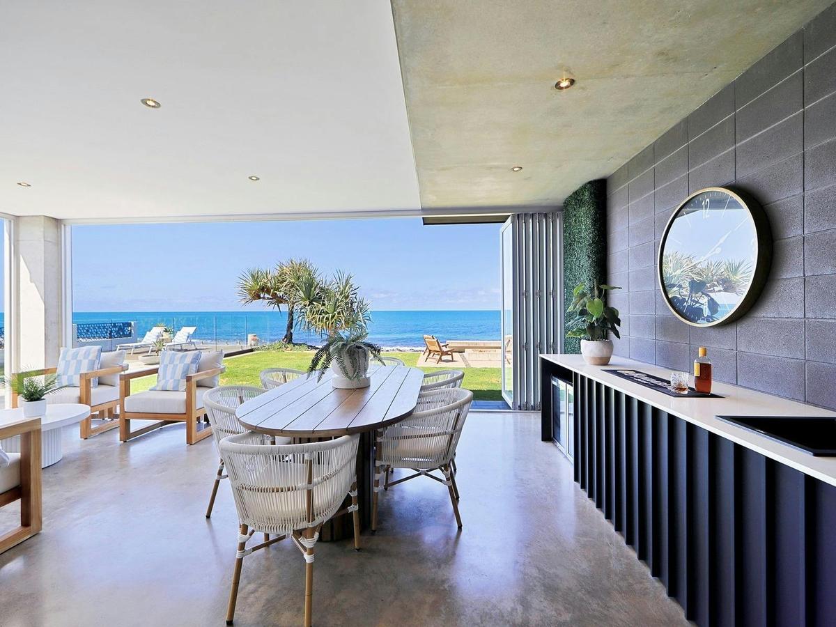 Bargara Holiday Rentals - Bargara - Riva