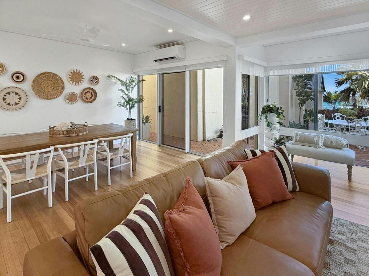 Bargara Holiday Rentals - Bargara - Saltair