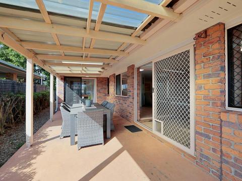 Bargara Holiday Rentals - Shoreline House