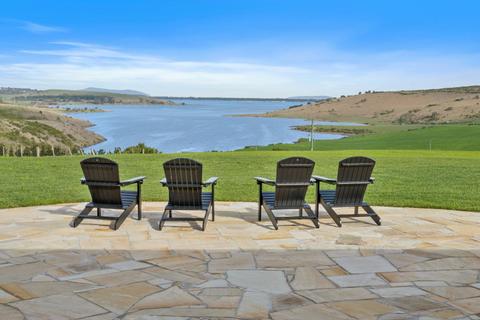 Bay Views– Your Sorell Retreat