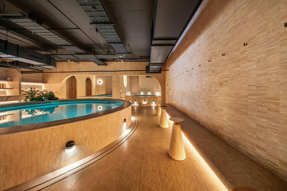 Large magnesium pool at LAN BATHHOUSE Fortitude Valley